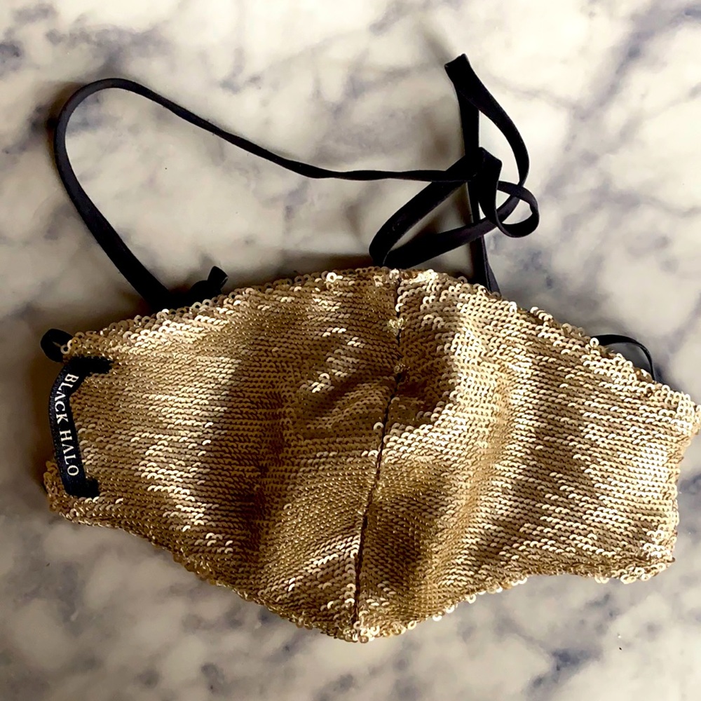 Halo sequin face mask